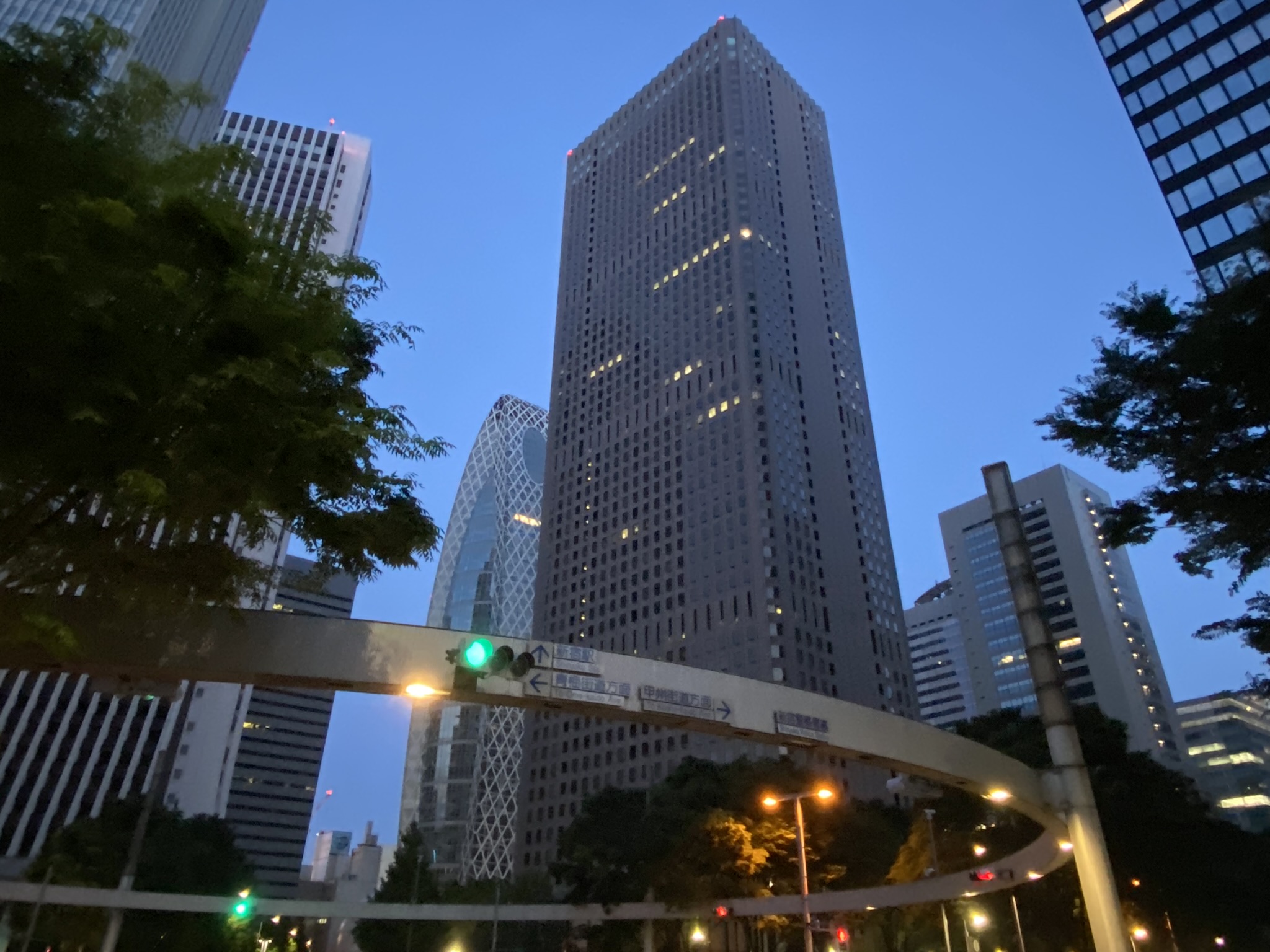 Intersection at Shinjuku police station